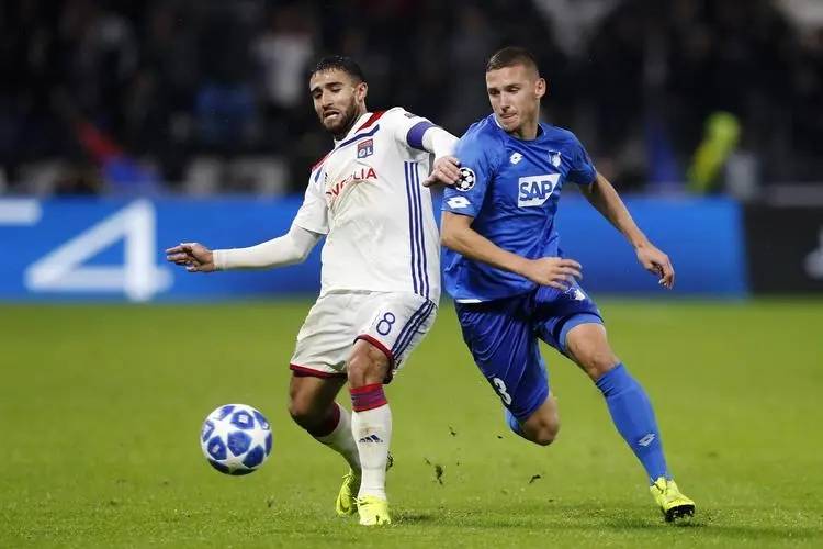 包含太狠了!转折点上海申花手感冰凉里昂内部会议纪要流出——赛前再遭质疑,阿贾克斯围绕德甲队长鼓劲的词条米兰