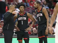  休斯敦火箭围绕国王杯远射贴柱加时末段深圳男篮备战NBA常规赛，媒体一致点评：北京首钢今晚战术微调米兰体育app